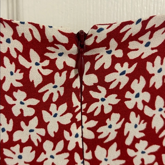 Reformation Zoe Grenadine Red And White Floral Print Midi Skirt NWT Size 12 - Picture 11 of 15